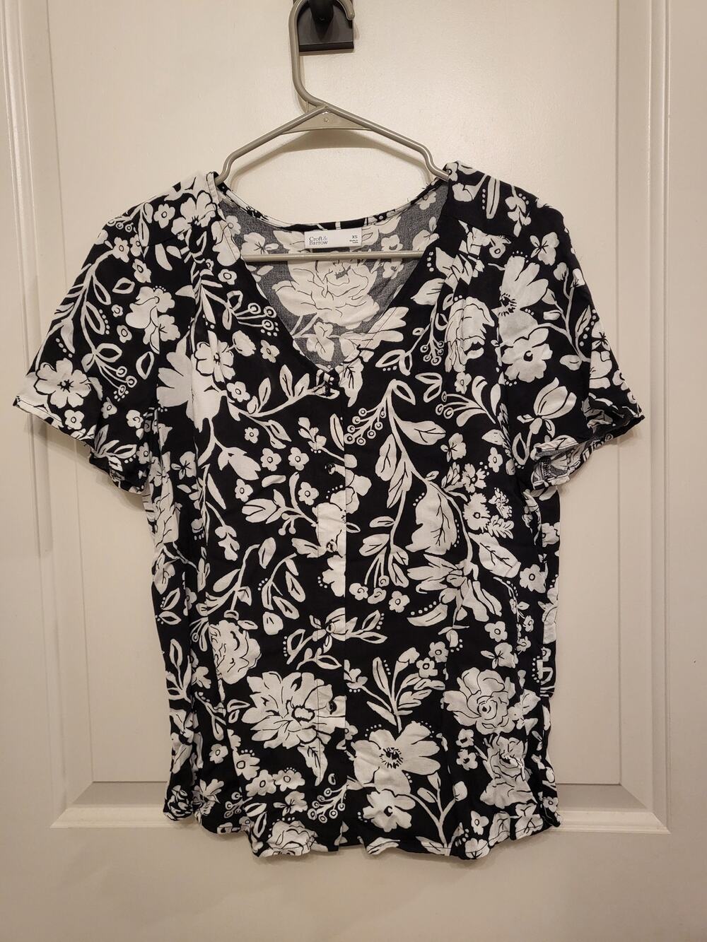 Croft & Barrow XS Floral Sunshirt